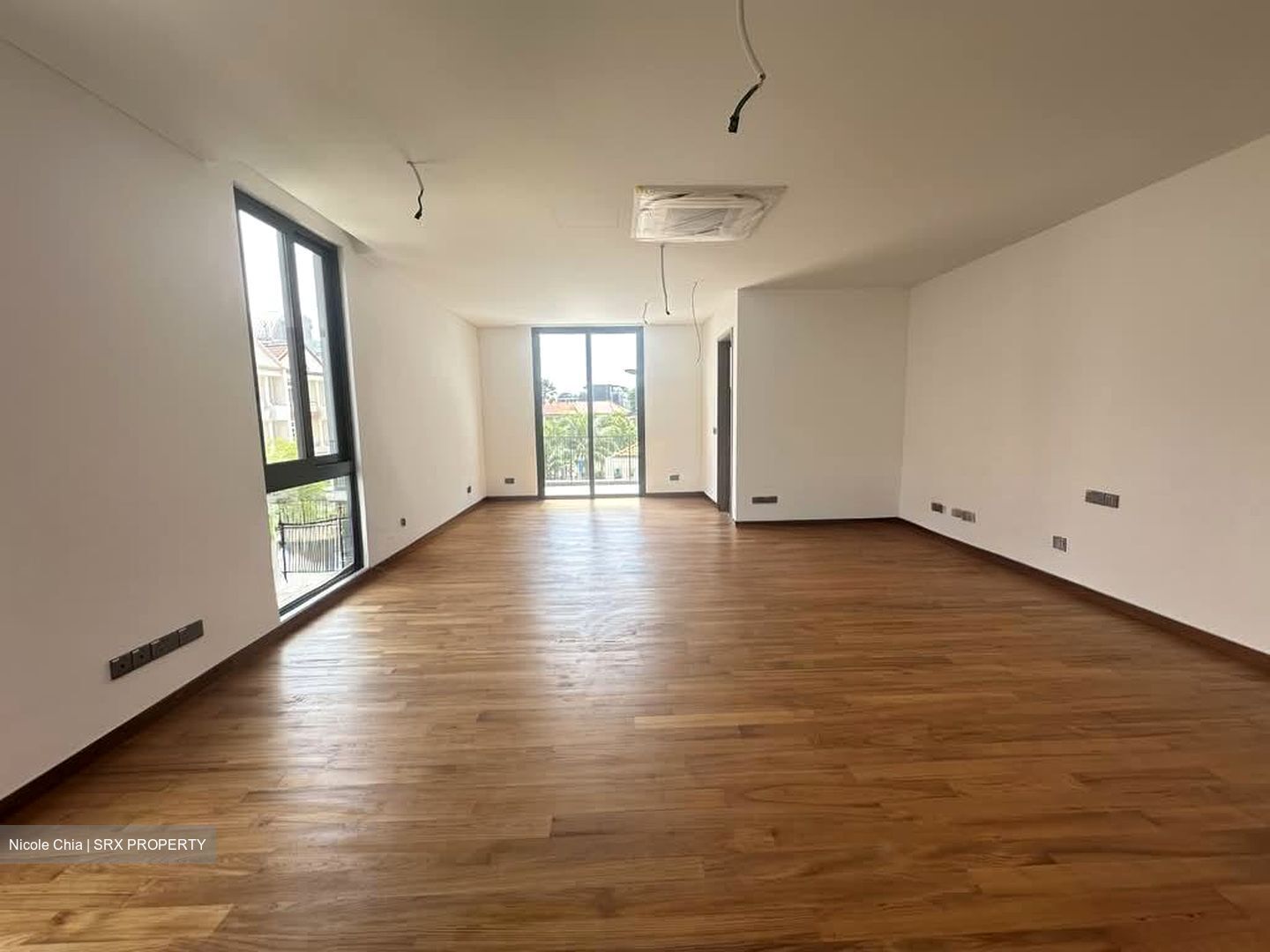 Changi Road (D14), Semi-Detached #594023701
